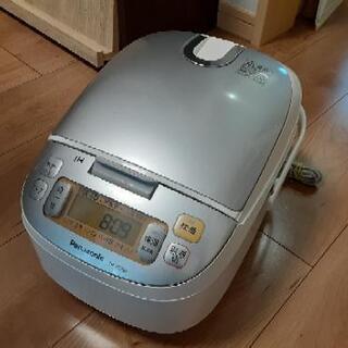 炊飯器　(Panasonic　SR-HC 104)