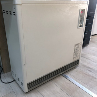 蓄熱式電気暖房器