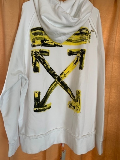 新品 OFF-WHITE パーカーＭ