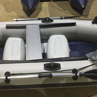 PVC製ゴムボート バッテリー＋充電器＋エレキ＋モーターマウント付