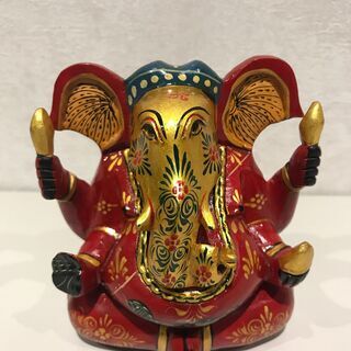 ガネーシャ　象の頭の神様　インド　置物