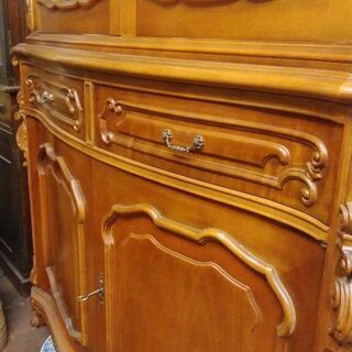 イタリア製キュリオケース　大きいですが美品です。棚画像追加しました。