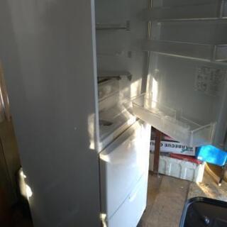 【ネット決済】三菱冷蔵庫　MR-YL35C-W　近隣の方に限りお...