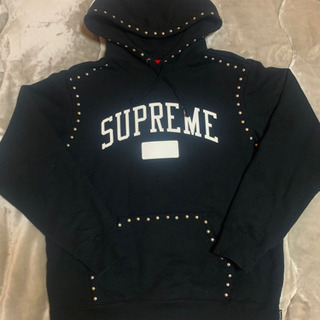 supreme  スタッズパーカー