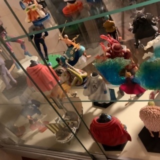 業務用ガラスケース　※フィギュア付き