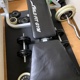 【期間限定値下げ中】ダンベルなどトレーニングアイテム　筋トレ