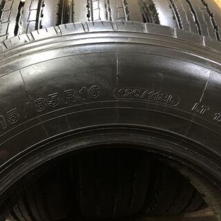YOKOHAMA LT151R 215/85R16 120/118L LT 12PR 16インチ トラックタイヤ 夏タイヤ 4本 2016年製 バリ溝 (TD458) クレジットカード QR決済可能