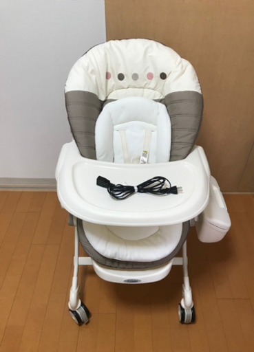 【取引中】電動ハイローチェア (コンビcombi 美品)