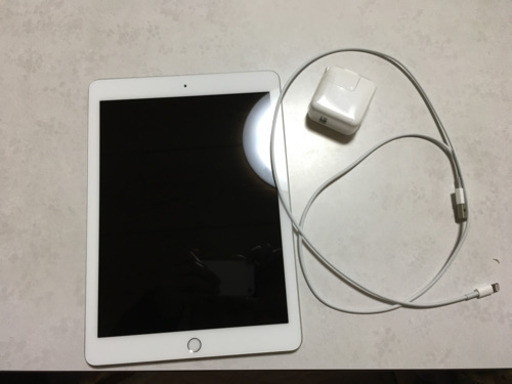 iPad アイパッド　第6世代　32GB シルバー