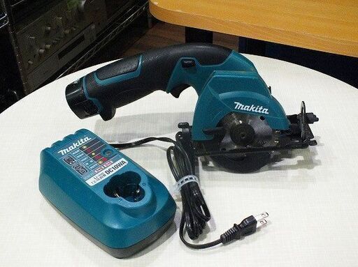 【苫小牧バナナ】マキタ/makita 10.8V 85mm 充電式丸ノコ HS300D バッテリー1個 充電器付き 中古 動作OK♪