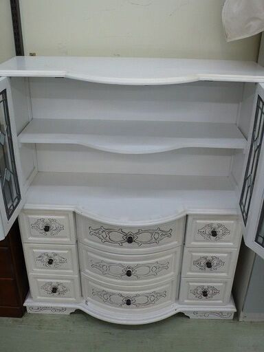 店頭取引のみ】カントリー調 キャビネット