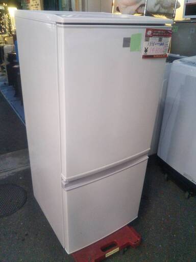 ☆中古 激安！！  SHARP　冷蔵庫　2016年製　SJ-14E3-KW　137L　NK005 ￥14800！！