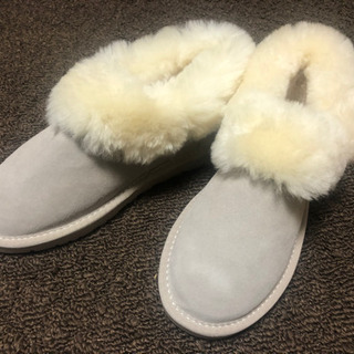 【ネット決済】新品　UGG冬ブーツ