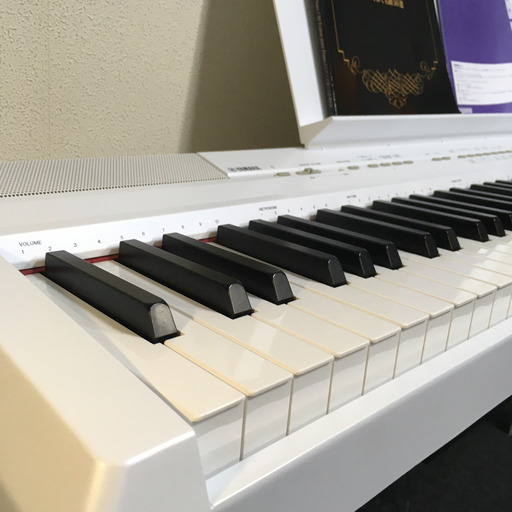 ヤマハ YAMAHA 電子ピアノ P-105 ホワイト 極上品！ | dpcoman.om