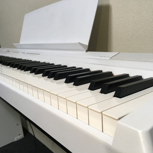 ヤマハ YAMAHA 電子ピアノ P-105 ホワイト 極上品！ | dpcoman.om