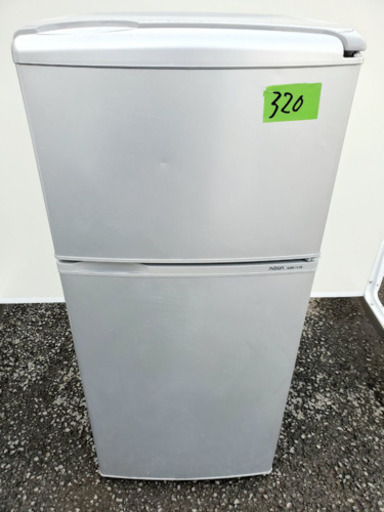 ①320番AQUA✨ノンフロン直冷式冷凍冷蔵庫✨AQR-111B‼️