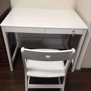 使用頻度少　学習机ホワイト　お値打ち！