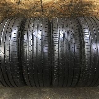 溝有り！DUNLOP ENASAVE RV504 215/45R17 4本 2017年 20週 DUNLOP ENASAVE RV504 215⁄65R16 16インチ 夏タイヤ 4本 2017～18年製