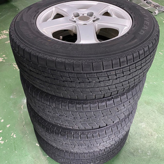 再再再..販 エクリプスクロスに!ストレンジャー+ヨコハマ製215/70R16