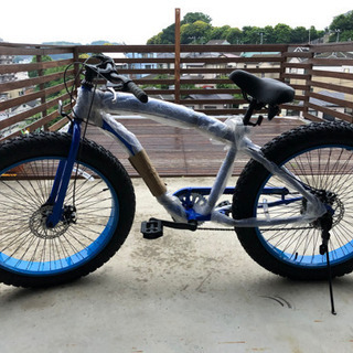 ファットバイク　極太タイヤ　