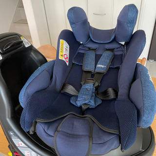 チャイルドシート⭐︎アップリカ⭐︎フラディアグロウ⭐︎ISOFIX