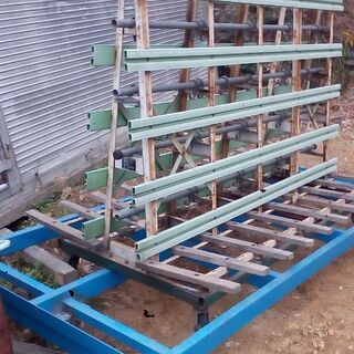 手押し台車2台セット青色超大型と鼠色中型背もたれ柱付きセット2万円売り切り