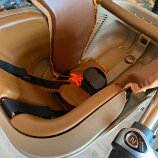 チャイルドシート付き変速可能自転車　18,000円、母子家庭優先14,000円