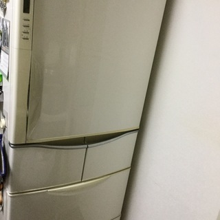 401リットル日本製冷蔵庫(右開き)さしあげます