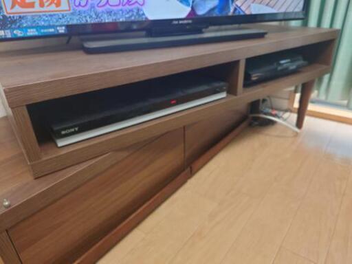 テレビ台