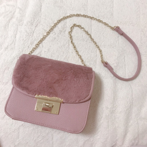 Honeys メトロポリス風ファーバッグ Hana 𖧷 羽生の家具の中古あげます 譲ります ジモティーで不用品の処分 Honeys メトロポリス風ファーバッグ Hana 𖧷 羽生の家具の中古あげます 譲ります ジモティーで不用品の処分