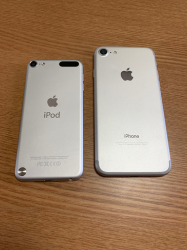 iPhone7シルバー iPod touchシルバー付き スマホ