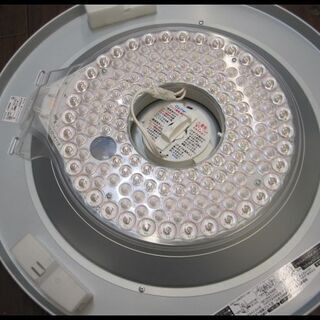 新生活！4180円 日立 8畳 LEDシーリングライト 2018年製 リモコン付