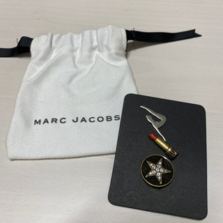 MARC JACOBS ブローチ
