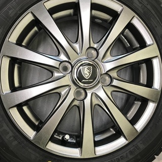 スタッドレスタイヤ　新品　ホイールセット 14インチ