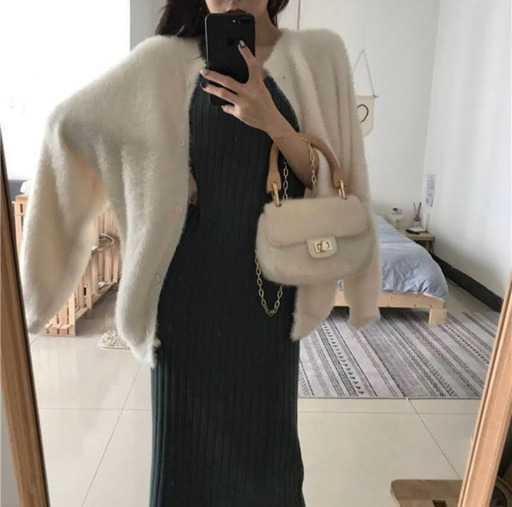 真作保証】佐藤あつ子「花咲く杏の木」油彩10号/風景画/一枚の絵 女流