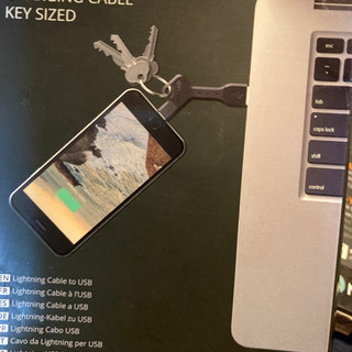 USB iPhone、iPad 充電器ホルダー