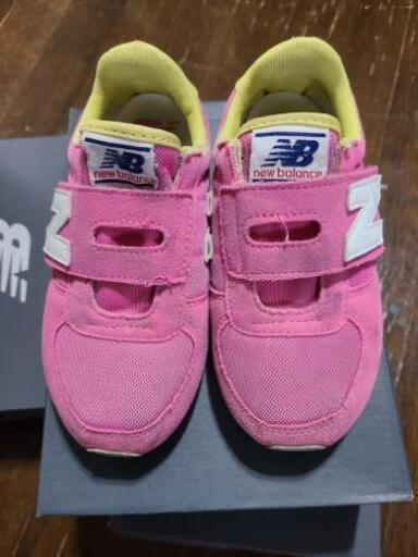 ニューバランスキッズスニーカー18 5ピンク こなみ 茶山のキッズ用品 子供用シューズ の中古あげます 譲ります ジモティーで不用品の処分
