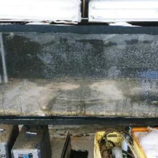 【終了】巨大水槽セット！