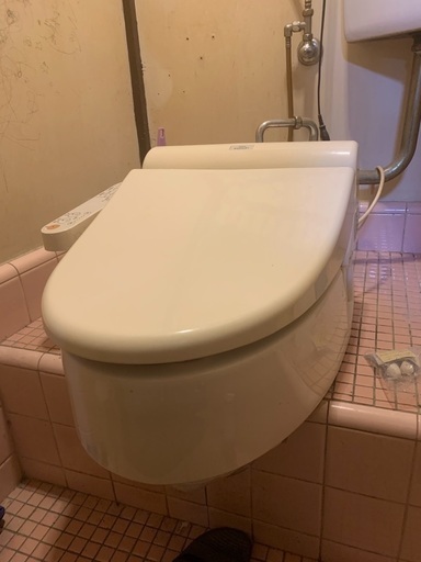 TOTO スワレット　＆　ウォシュレット
