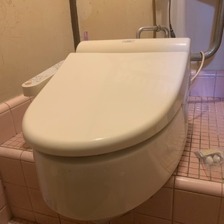 TOTO スワレット ＆ ウォシュレット
