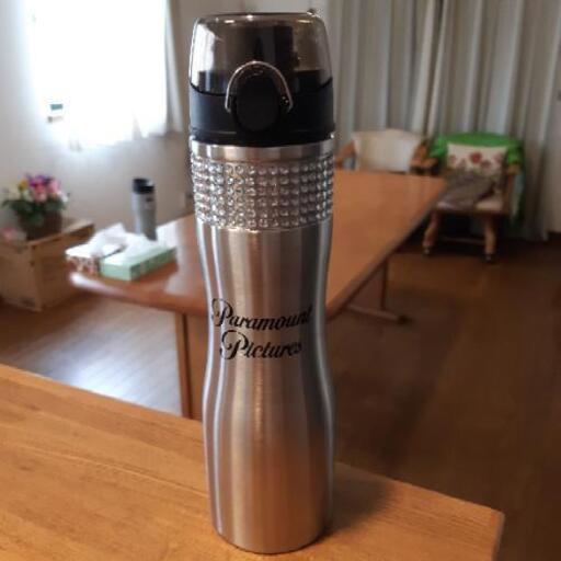 ☆新品未使用☆USAパラマウントのボトル(水筒)
