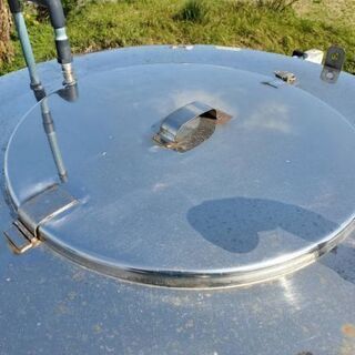 ステンレスタンク1屯専用架台付