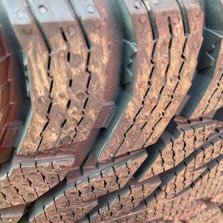新品 19インチ スタッドレス 4本 275/55/R19 送料無料