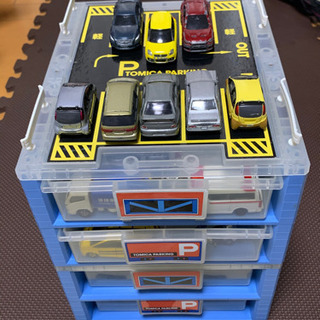 ☆断捨離中のため激安☆ TOMICA パーキングケース11個セット ☆断捨離中のため激安☆ TOMICA パーキングケース11個セット