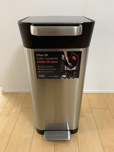 Joseph Joseph ジョセフジョセフ クラッシュボックス 20L シルバー Titan Trash Compactor圧縮ゴミ箱