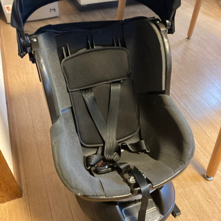 コンビ クルムーヴISOFIXエッグショックNBW 15000円