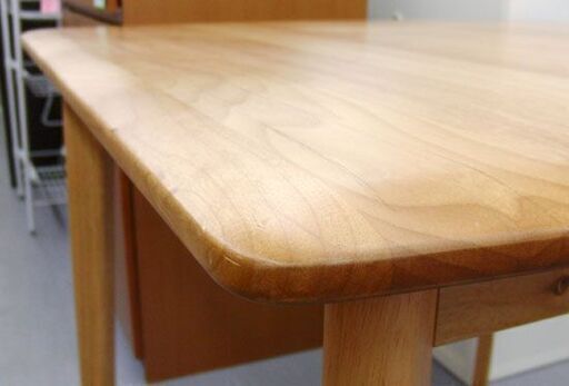 ニトリ 食卓テーブル 80×80 天然木 ダイニングテーブル アルナス8080