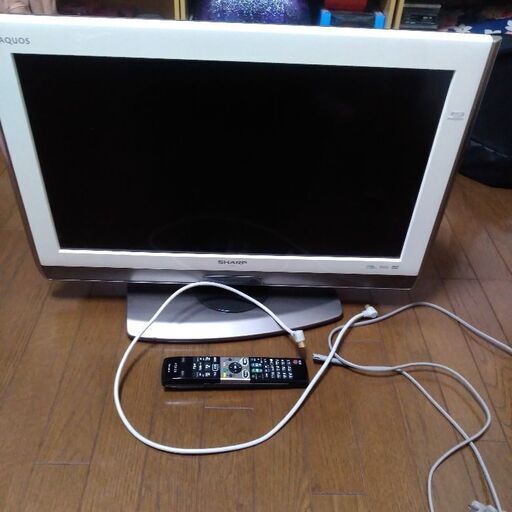 AQUOSLC-26DV7（2010年 5月発売）