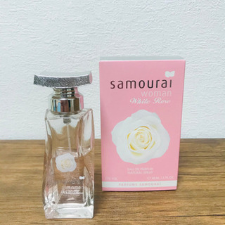 【打ち合わせ中】美品：香水  サムライウーマン　ホワイトローズ　