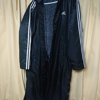 adidasベンチコート サイズO